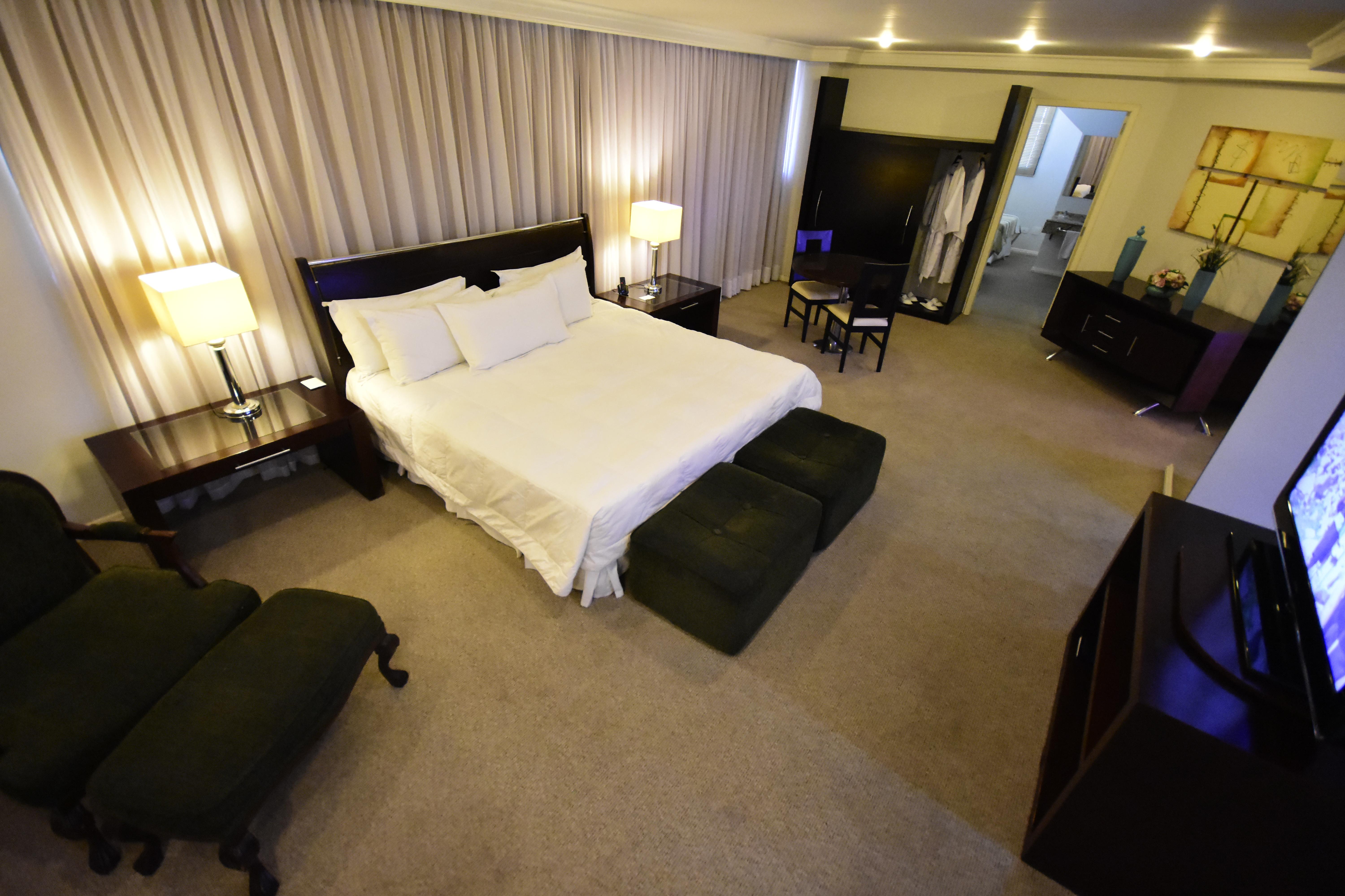 Central Park Hotel By Bourbon Cascavel  Bagian luar foto